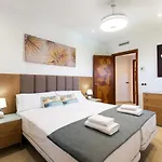 Ph Bellagio: Luxurious And Romantic Duplex Penthouse With Private Pool & Sea Views
