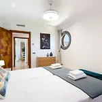 Ph Bellagio: Luxurious And Romantic Duplex Penthouse With Private Pool & Sea Views Apartment