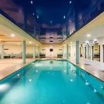Apartment Ph Bellagio: Luxurious And Romantic Duplex Penthouse With Private Pool & Sea Views *