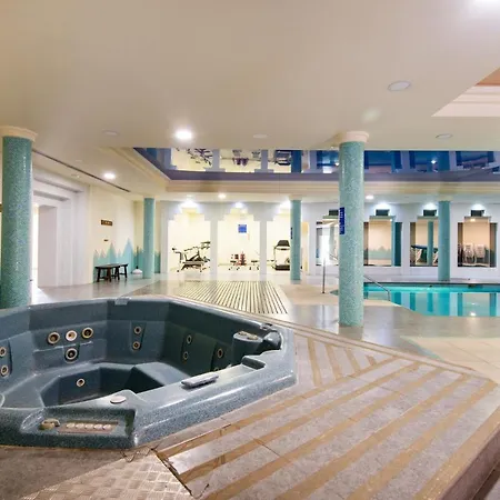 Ph Bellagio: Luxurious And Romantic Duplex Penthouse With Private Pool & Sea Views Appartamento *